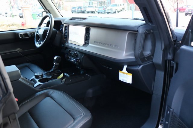 New 2025 Ford Bronco Outer Banks image 28