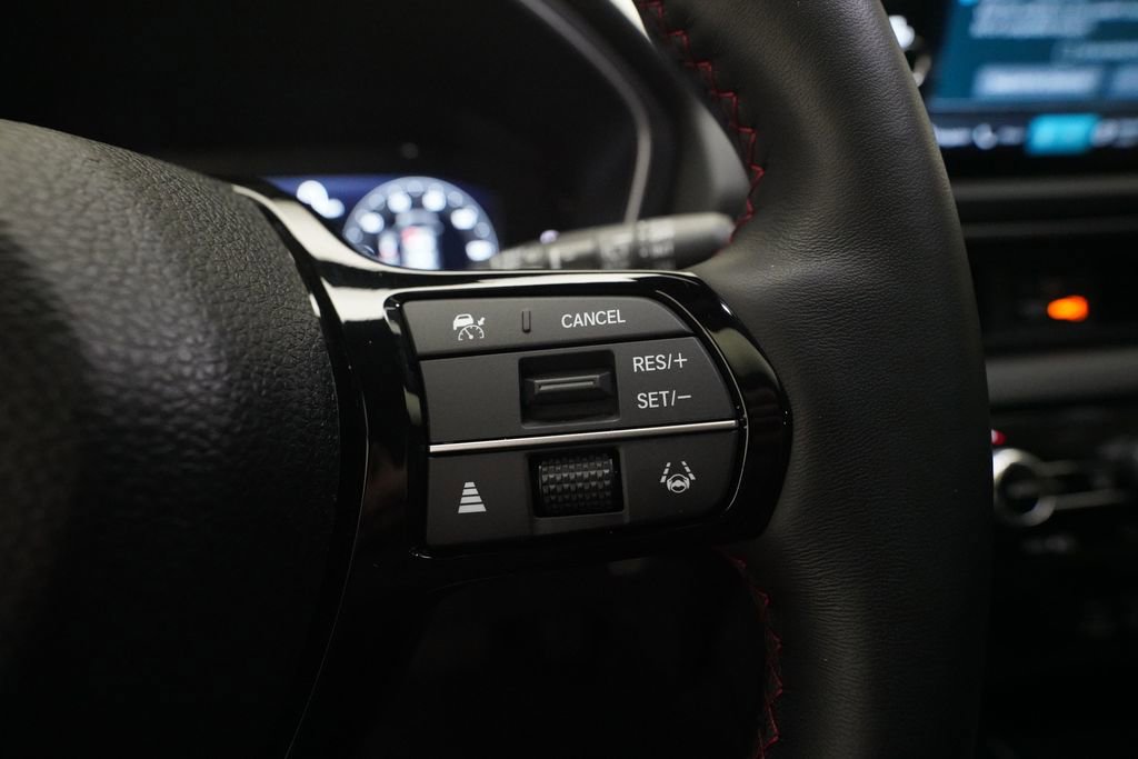 Certified 2025 Honda Pilot Black Edition image 20