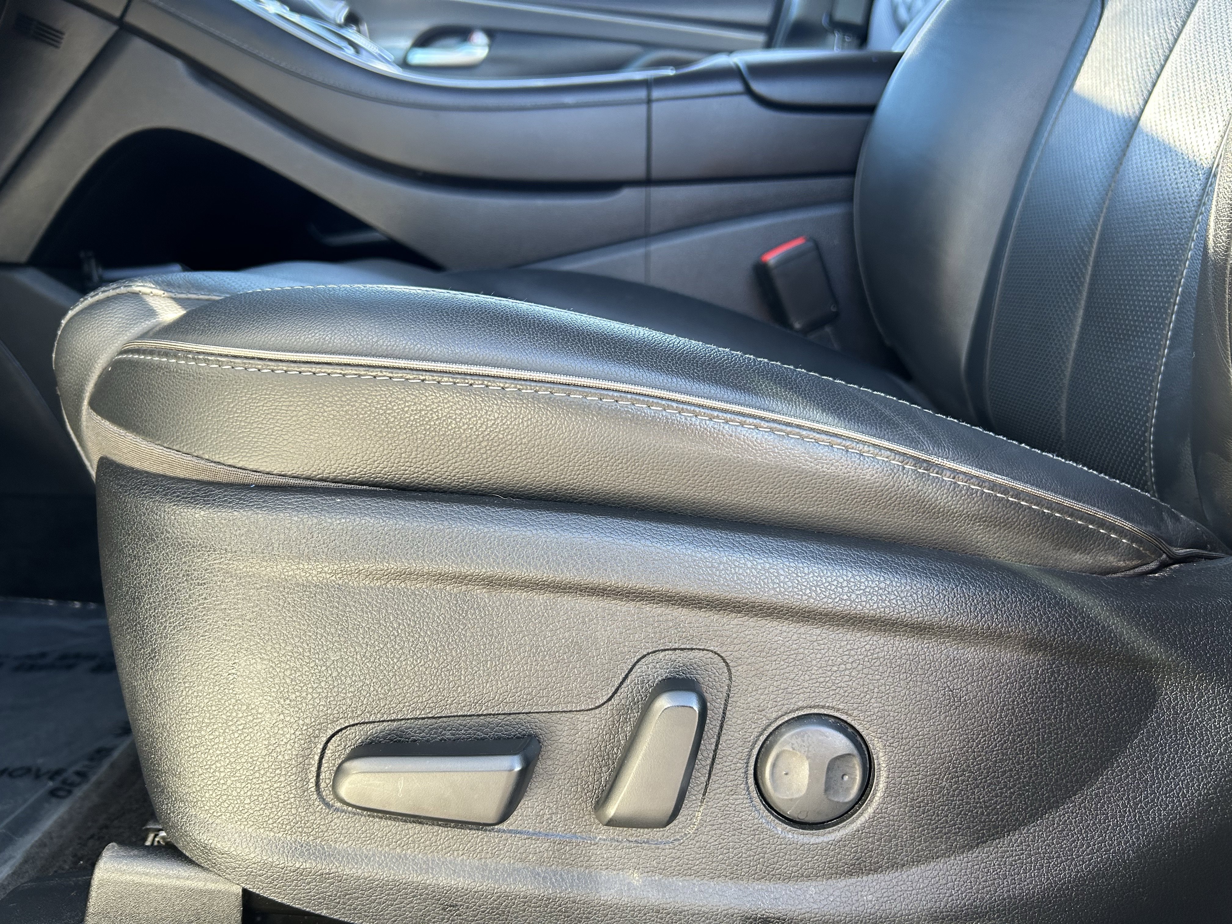 Used 2022 Hyundai Santa Fe SEL Premium image 21