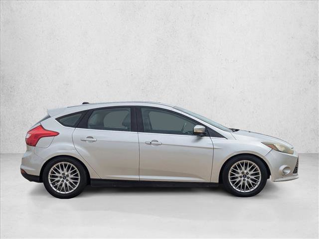 Used 2014 Ford Focus Titanium FWD image 4