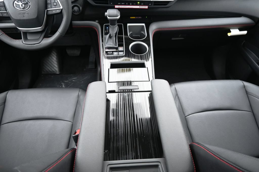 New 2026 Toyota Sienna XSE FWD image 24