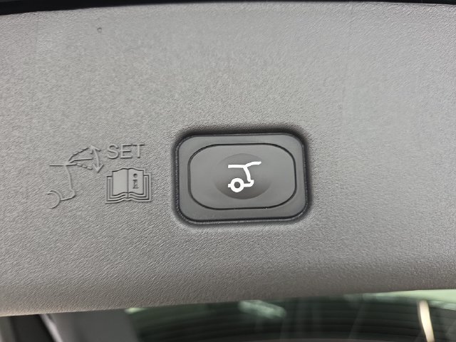 New 2026 Lincoln Nautilus Reserve AWD/4WD image 33
