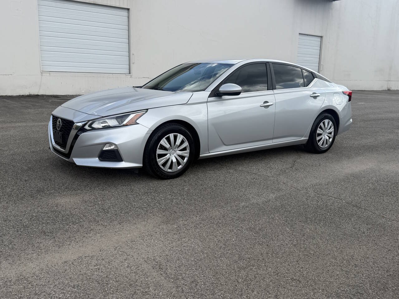 Used 2019 Nissan Altima 2.5 S FWD image 1