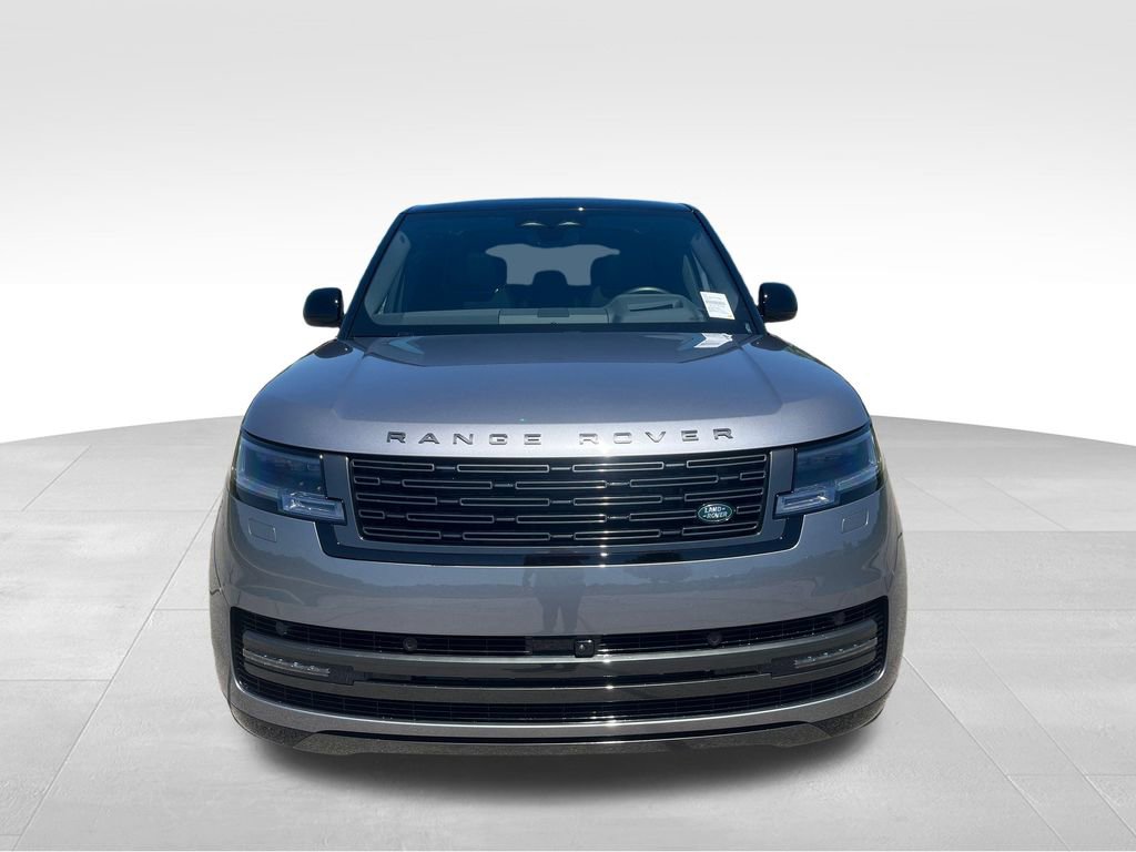 New 2026 Land Rover Range Rover Long Wheelbase SE AWD/4WD image 8