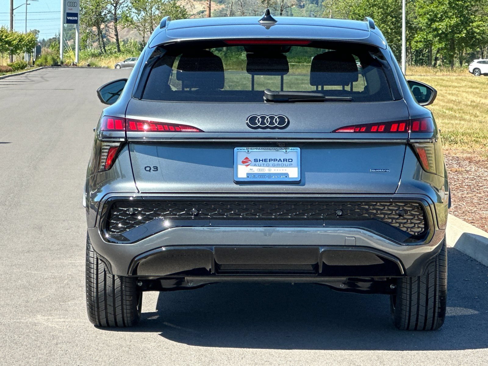 New 2026 Audi Q3 quattro 2.0T AWD/4WD image 4