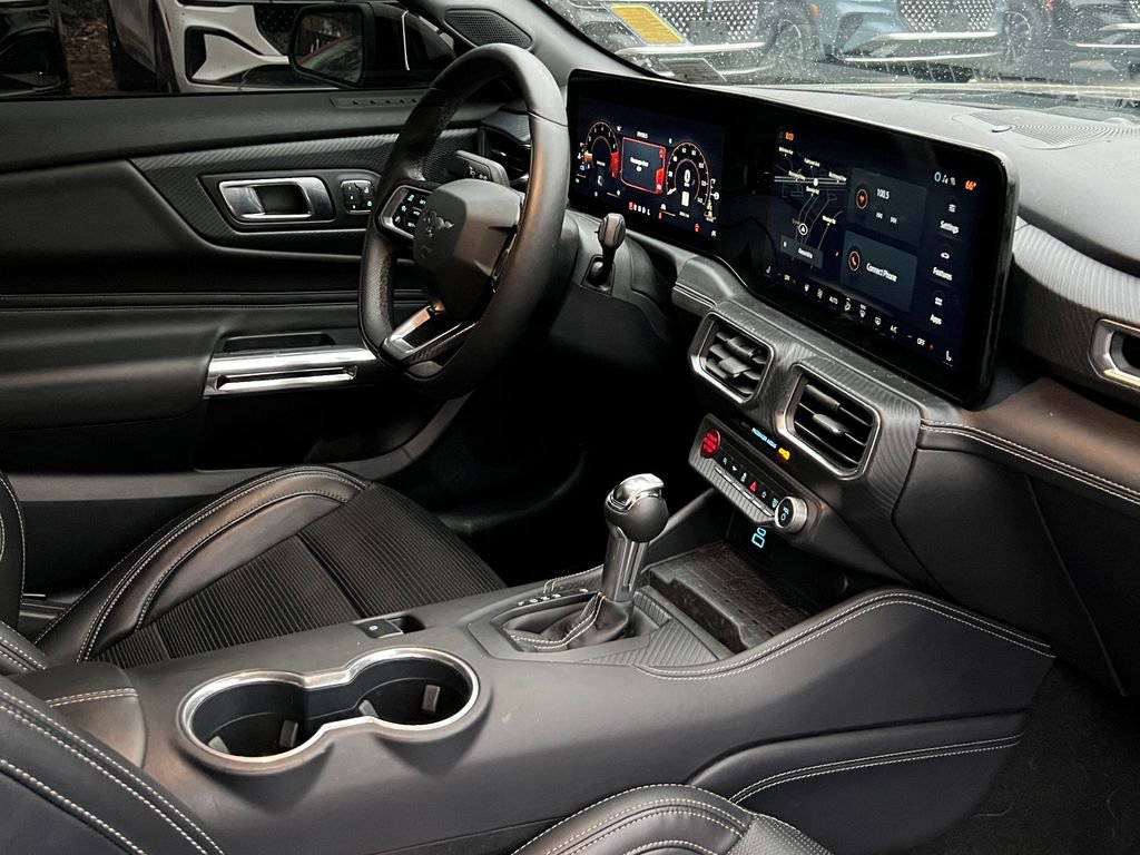 Used 2024 Ford Mustang Premium image 12