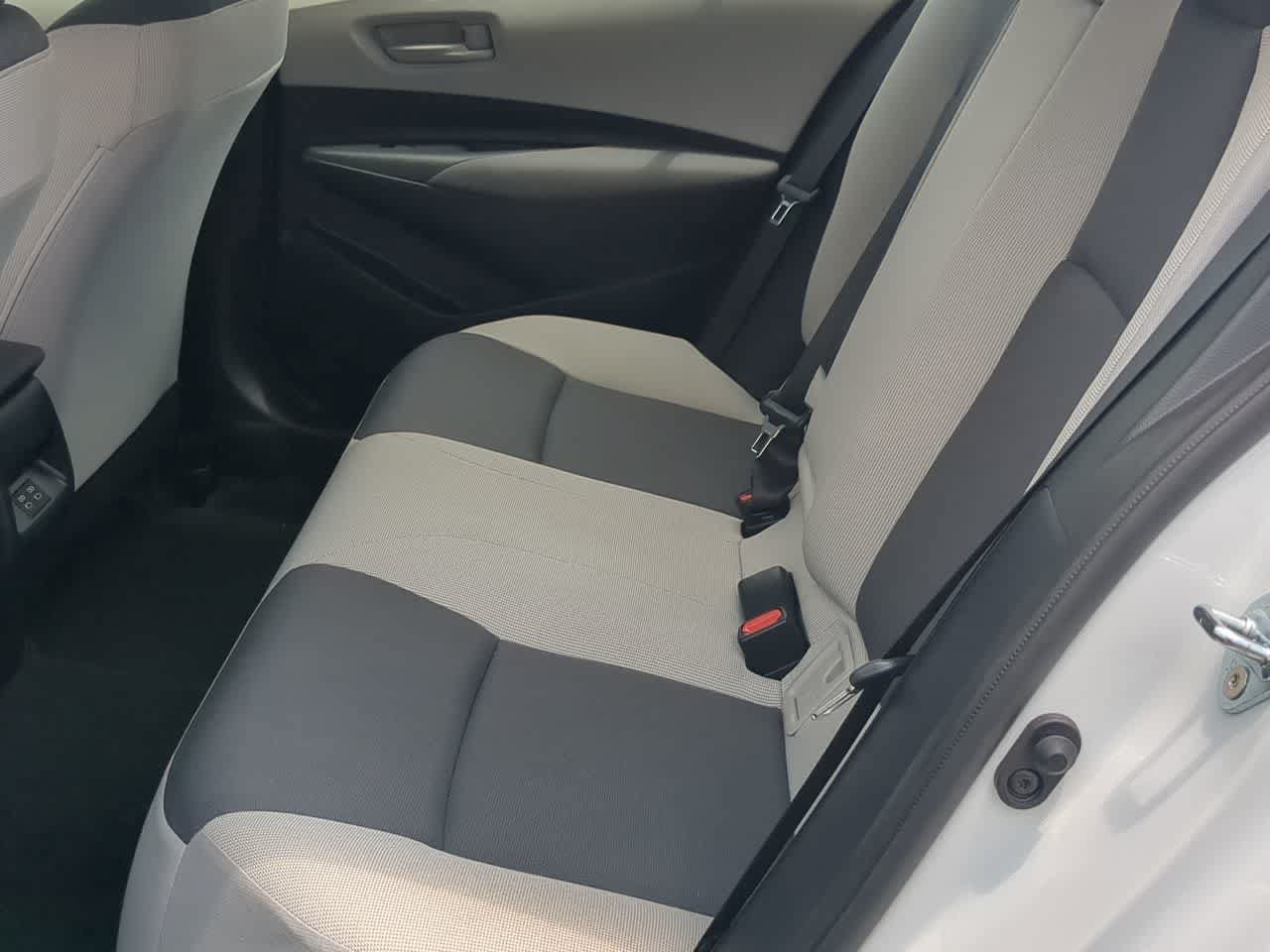 Used 2025 Toyota Corolla LE FWD image 19
