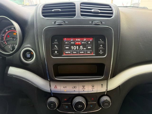 Used 2017 Dodge Journey SXT w/ Comfort/Convenience Group image 10