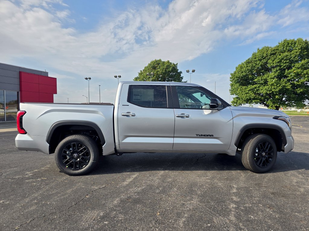 New 2026 Toyota Tundra Limited AWD/4WD image 18