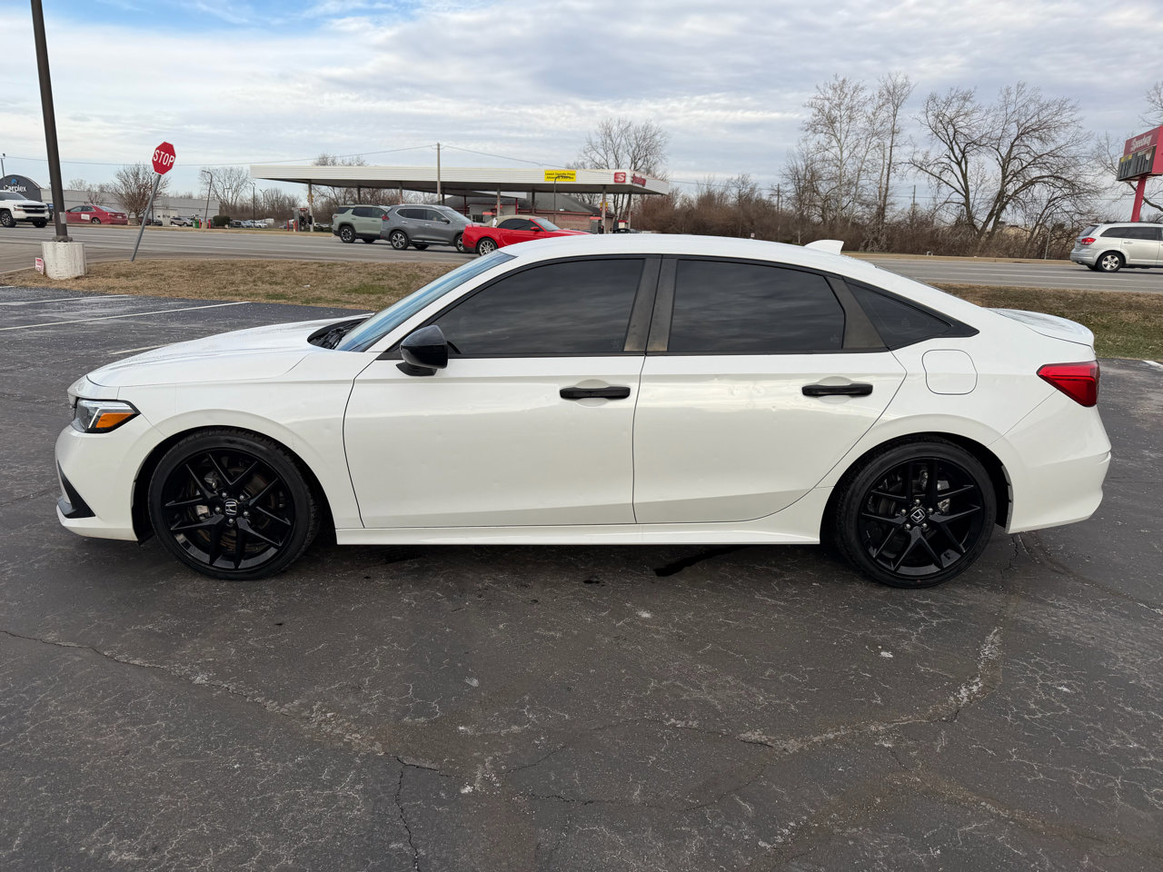 Used 2023 Honda Civic Sport image 5