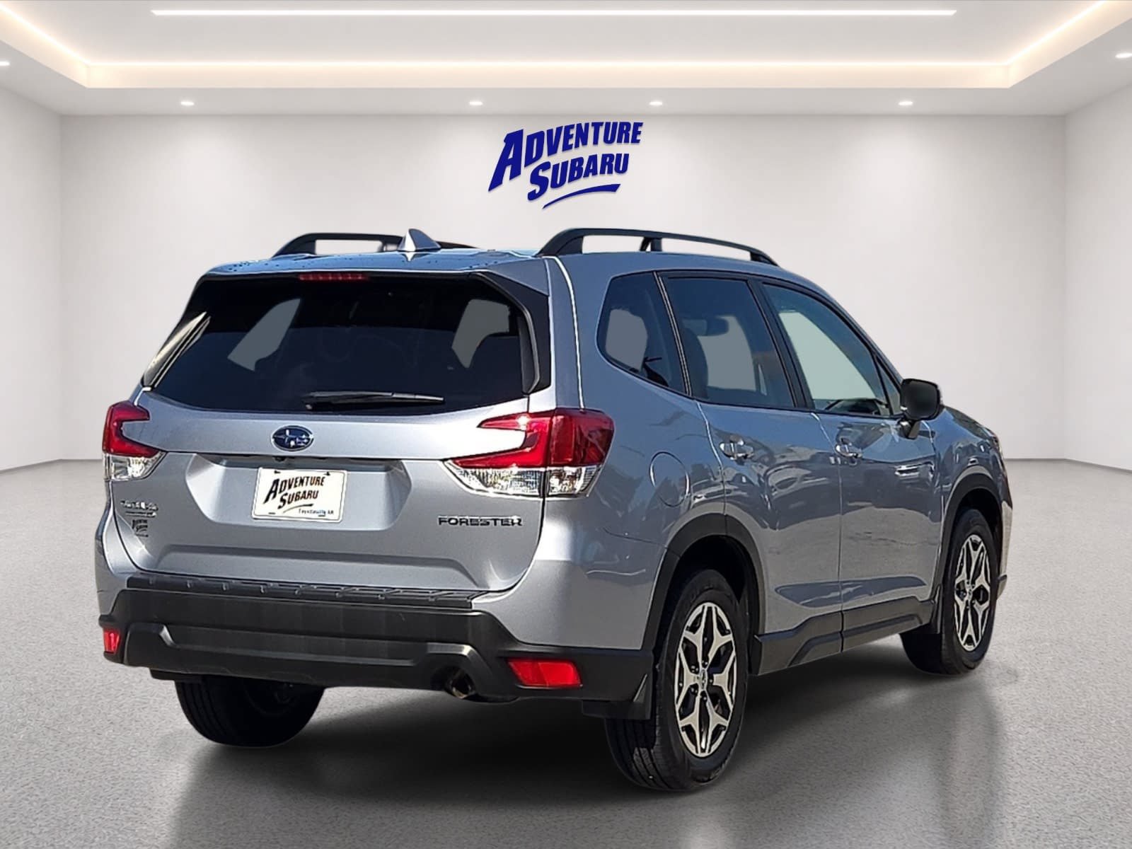 Used 2019 Subaru Forester Premium AWD/4WD image 6