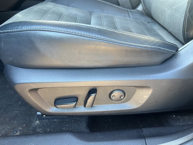 Used 2023 Mitsubishi Outlander SE image 10