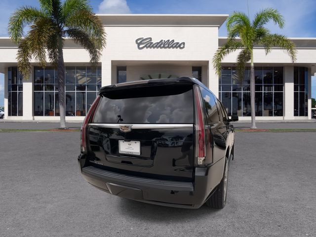 Certified 2020 Cadillac Escalade Premium Luxury RWD image 13