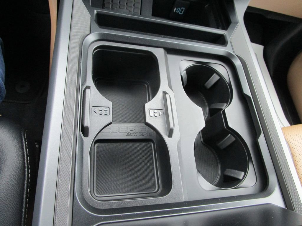 Used 2026 Ford F250 Lariat w/ Chrome Package image 43