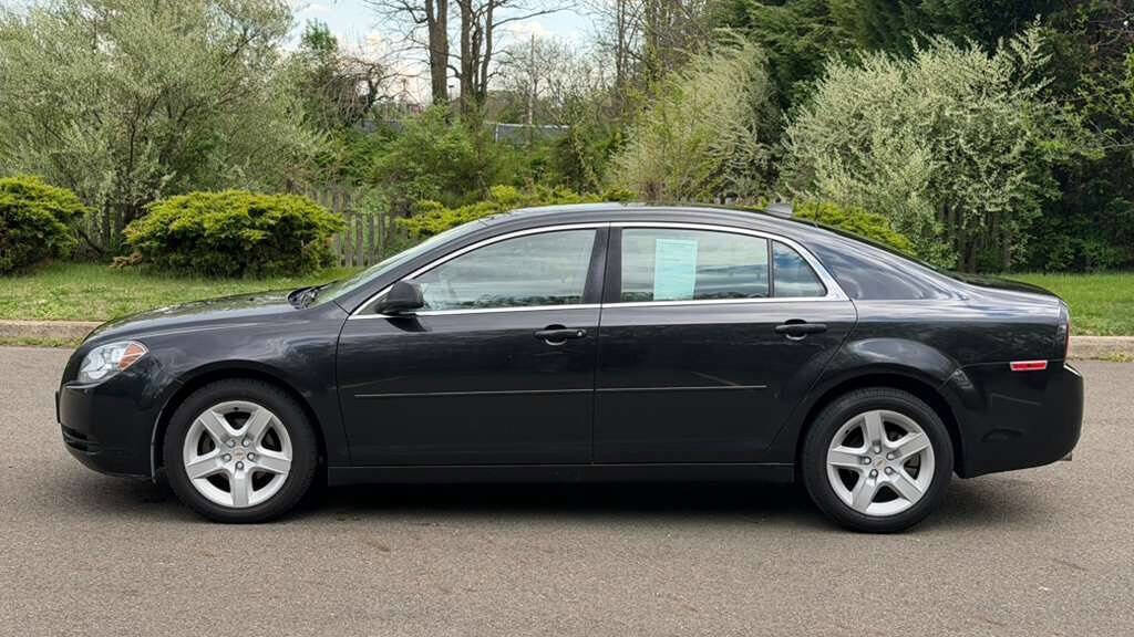 Used 2012 Chevrolet Malibu LS w/ LS Uplevel Package image 4