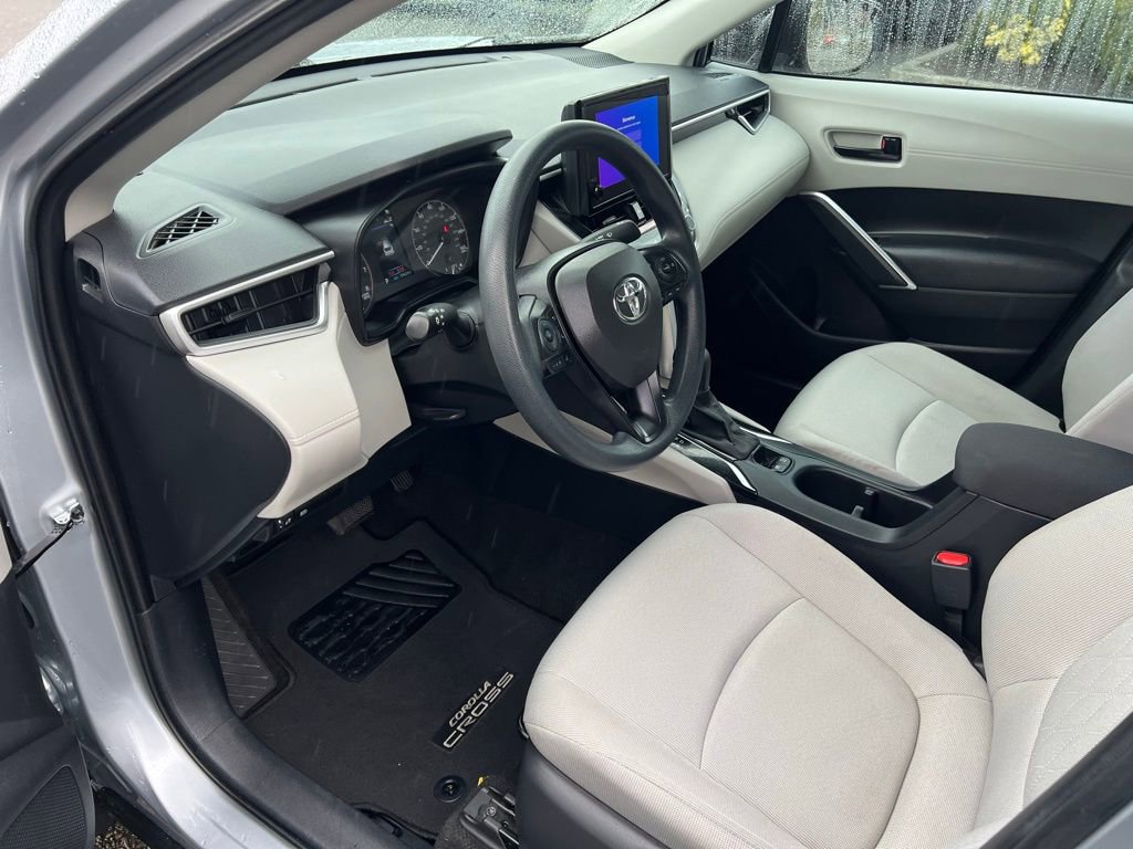 Certified 2023 Toyota Corolla Cross L AWD/4WD image 12