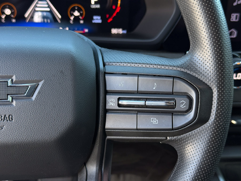 Used 2025 Chevrolet Colorado Trail Boss AWD/4WD image 29