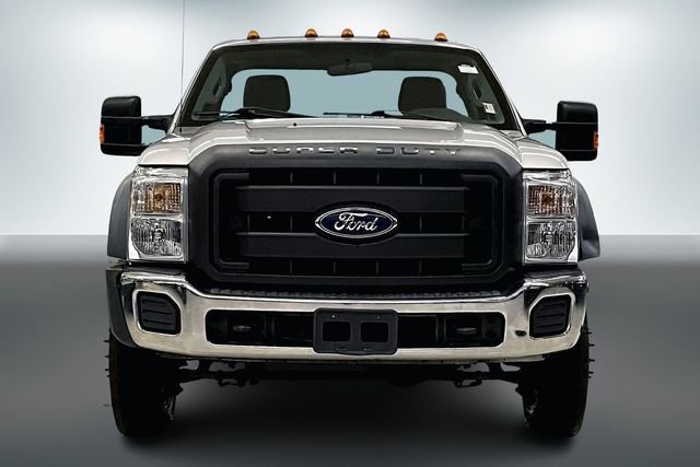 Used 2015 Ford F550 4x4 Regular Cab Super Duty image 2