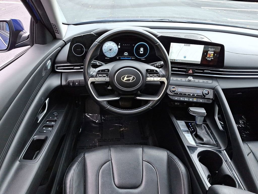 Used 2024 Hyundai Elantra Limited image 21