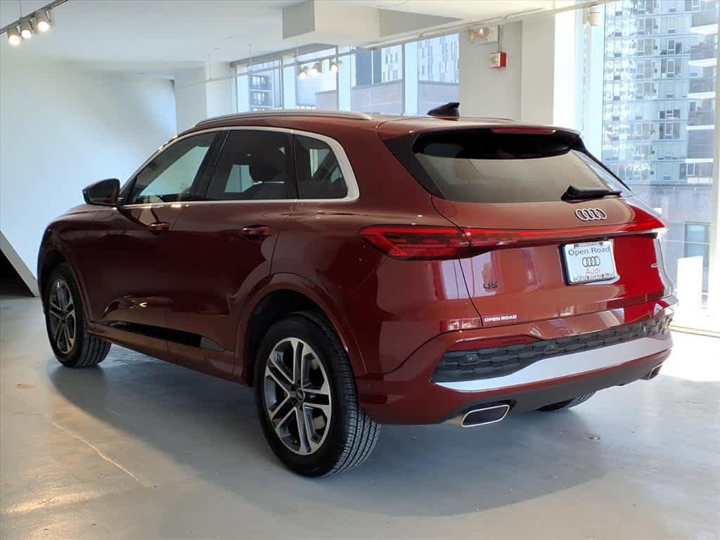 Certified 2025 Audi Q5 Premium Plus w/ Premium Plus AWD/4WD image 6