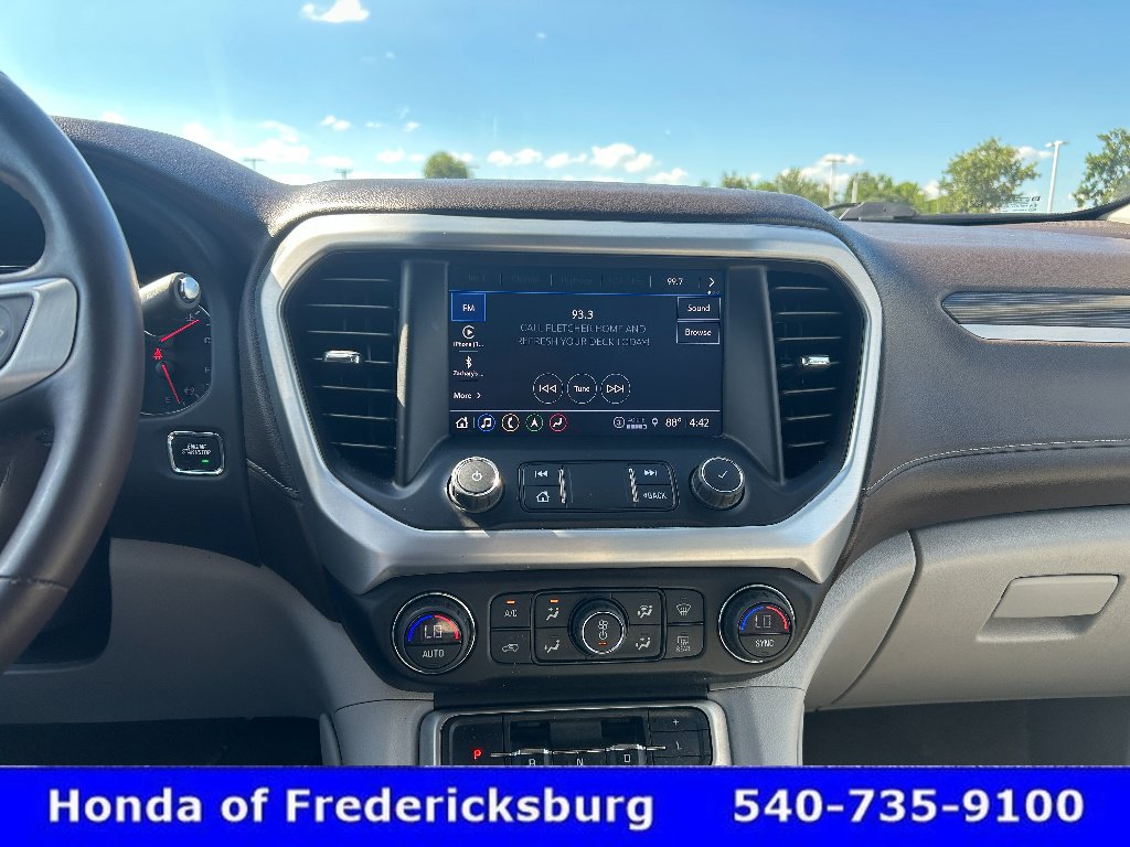 Used 2022 GMC Acadia SLT w/ Technology Package AWD/4WD image 22