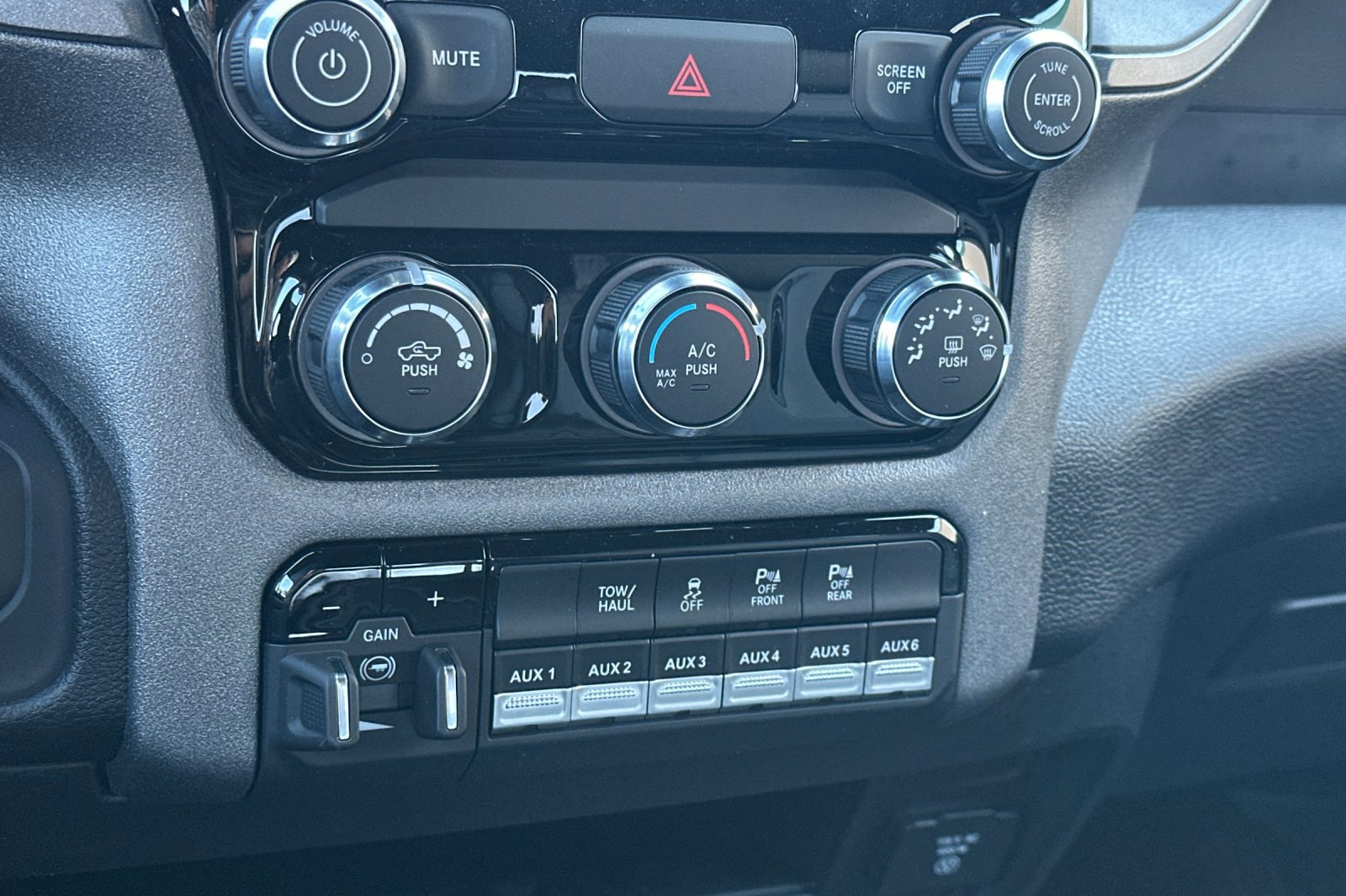 New 2026 RAM 2500 Tradesman image 18