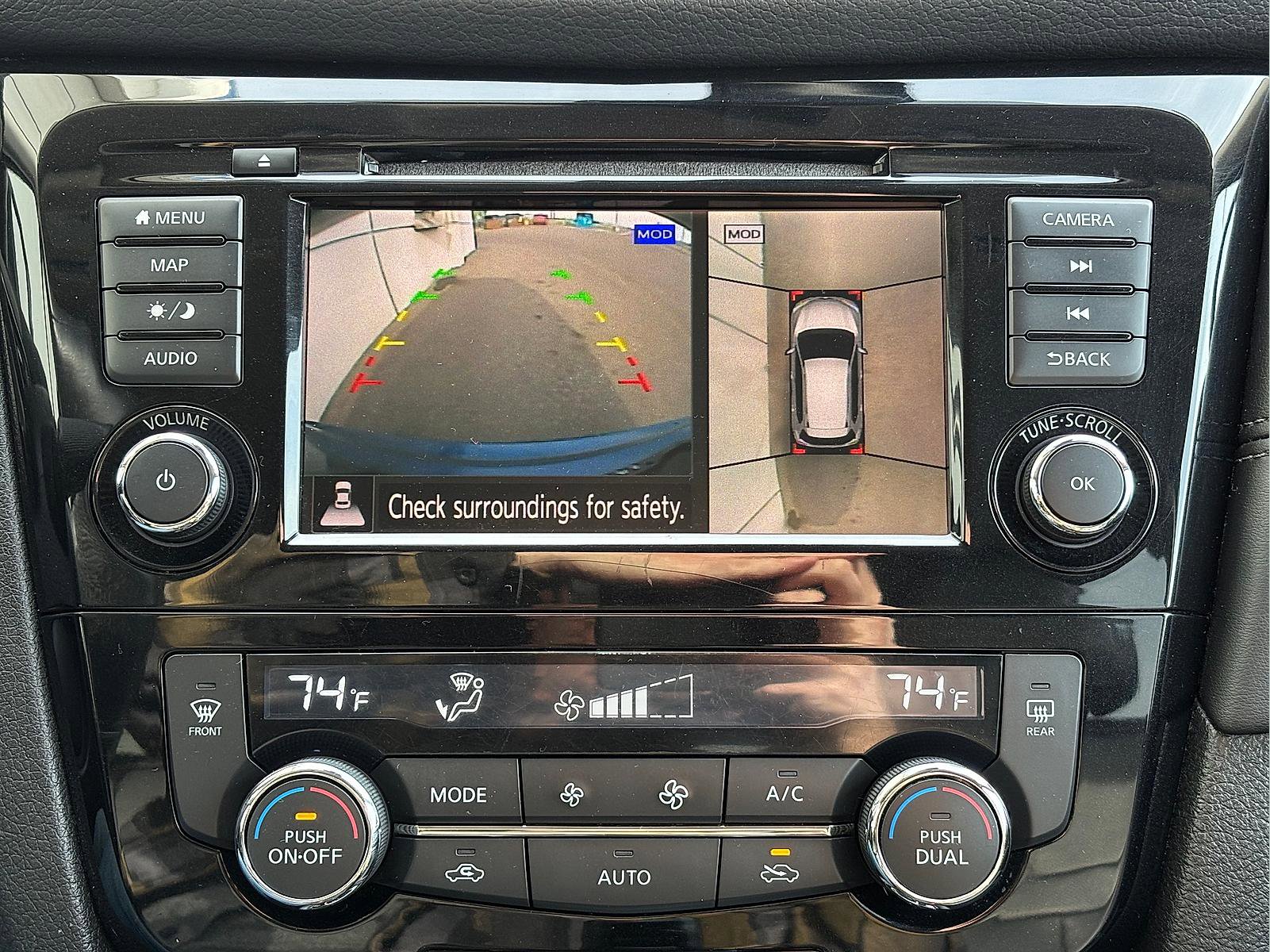 Used 2018 Nissan Rogue SL AWD/4WD image 26
