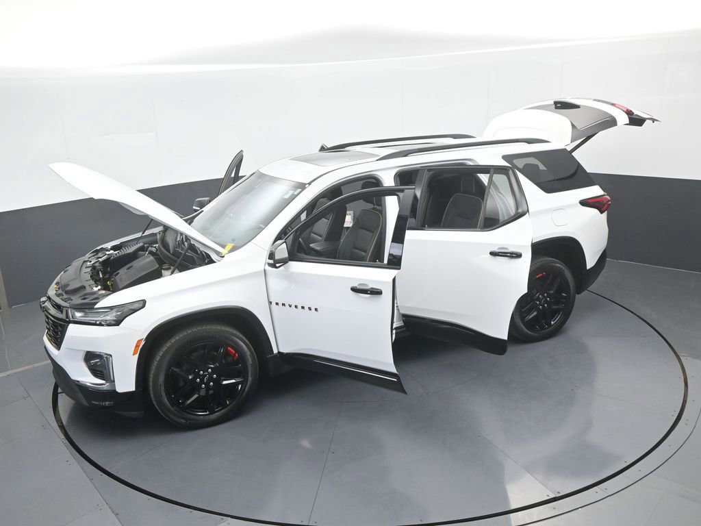Used 2023 Chevrolet Traverse Premier w/ Redline Edition image 77