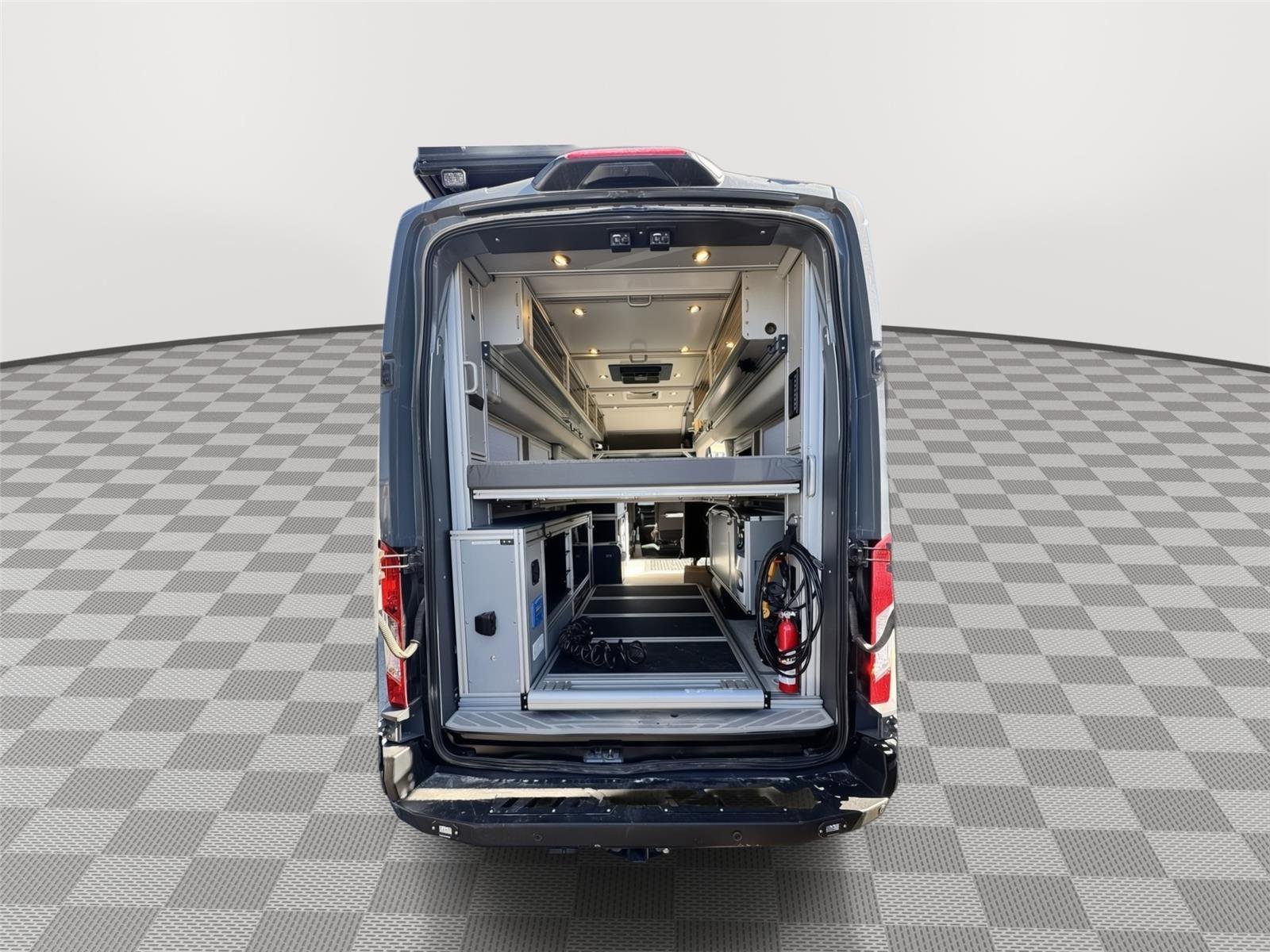 Used 2023 Ford Transit 350 XLT image 32