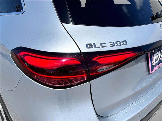 Used 2025 Mercedes-Benz GLC 300 image 29
