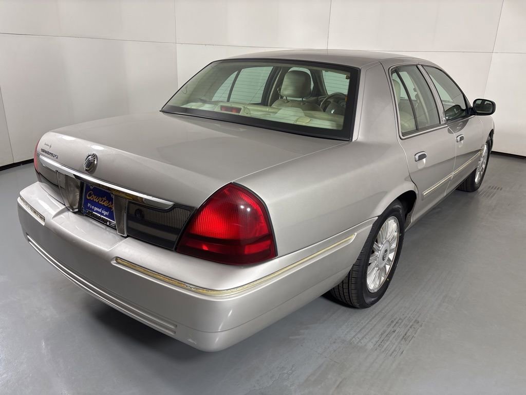 Used 2010 Mercury Grand Marquis LS image 8