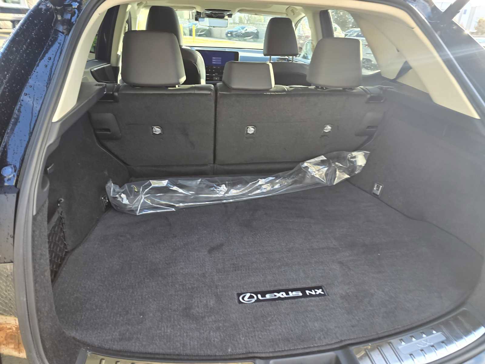 Used 2025 Lexus NX 350h AWD w/ Premium Package image 17