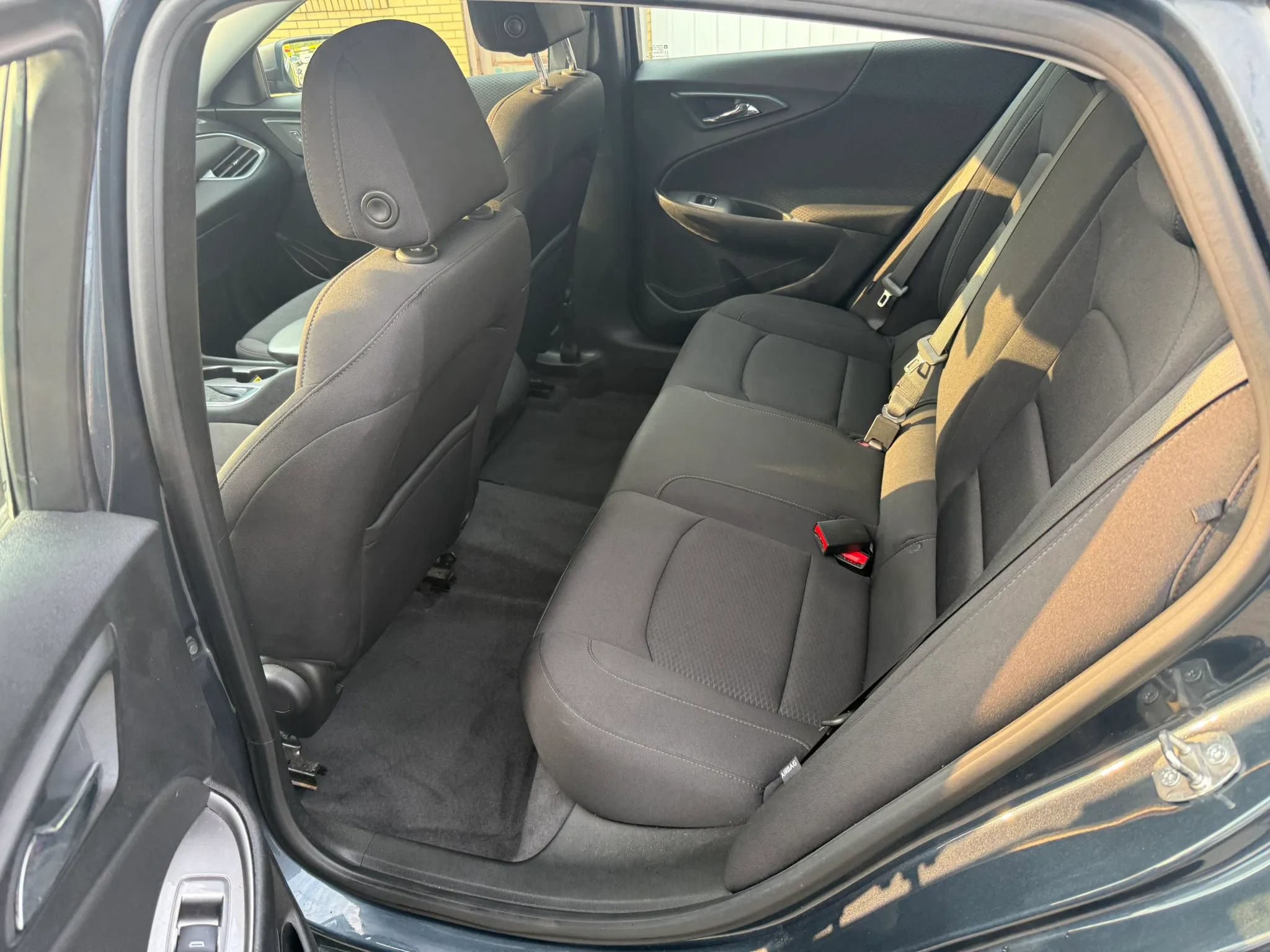 Used 2019 Chevrolet Malibu LS FWD image 13