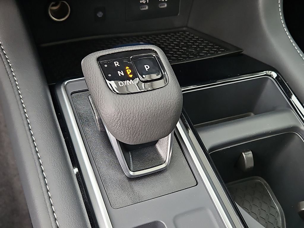New 2026 Nissan Pathfinder SL w/ SL Premium Package AWD/4WD image 10