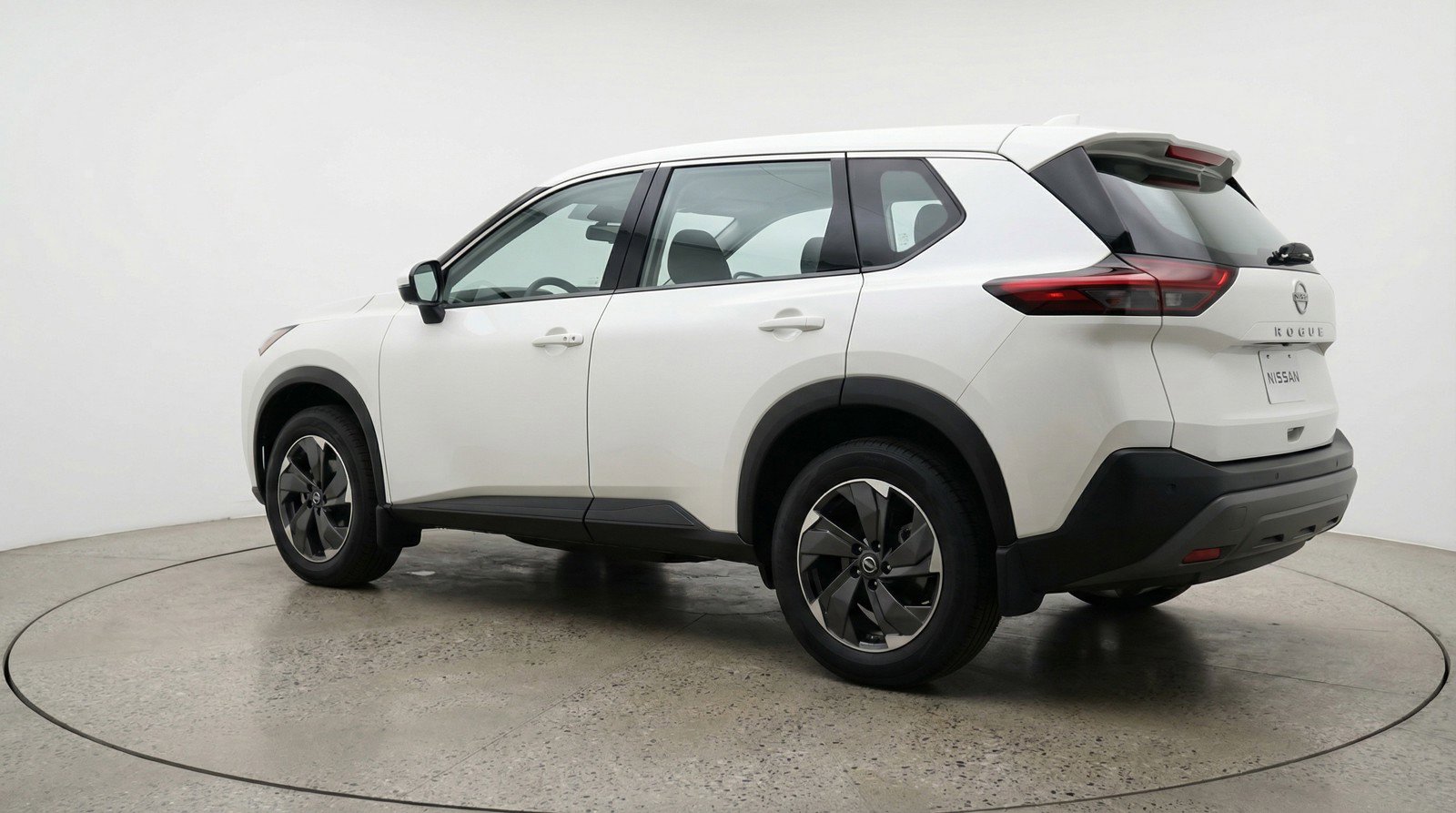 Used 2025 Nissan Rogue SV image 6