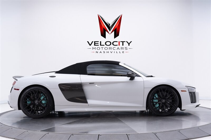 Used 2017 Audi R8 V10 AWD/4WD image 5