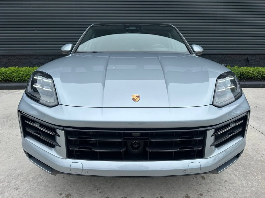 Used 2026 Porsche Cayenne E-Hybrid Coupe AWD/4WD image 8