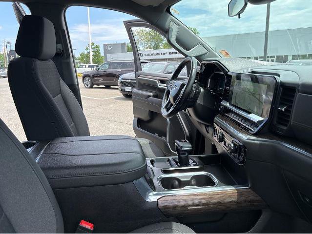 Used 2023 Chevrolet Silverado 1500 RST w/ Protection Package AWD/4WD image 30