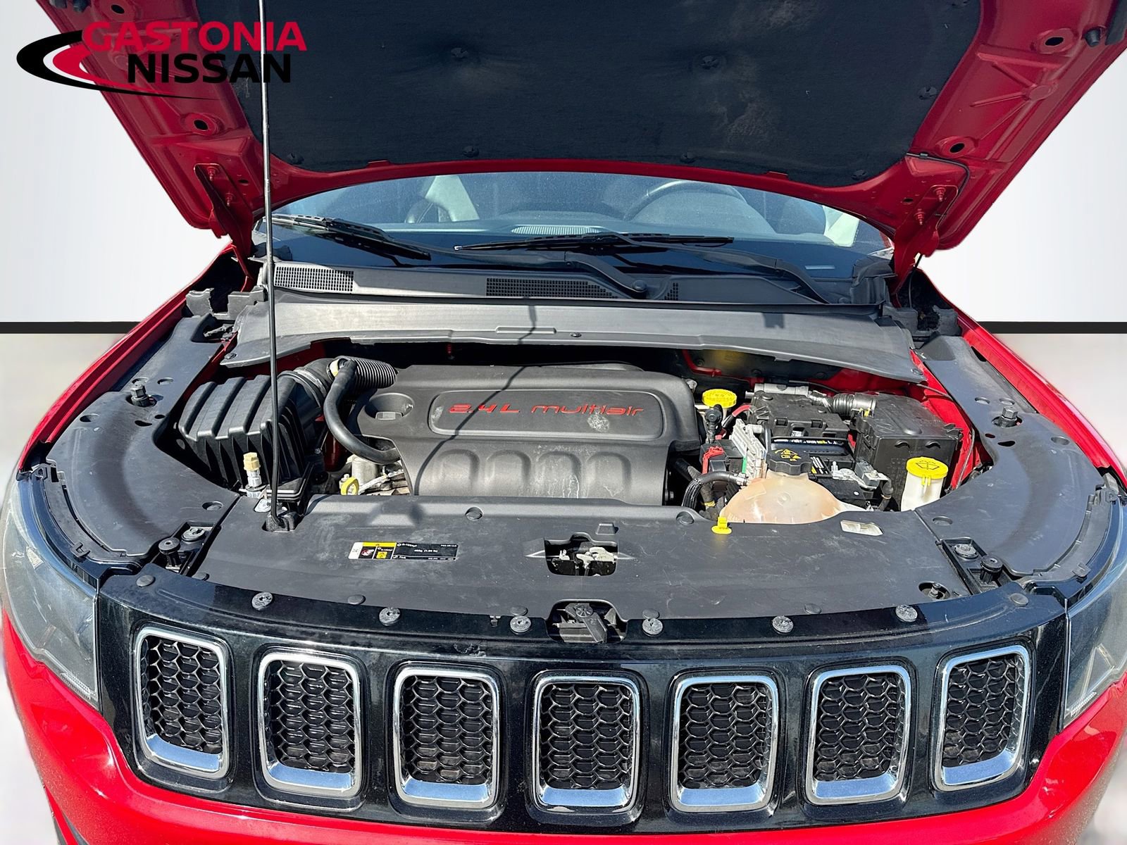 Used 2018 Jeep Compass Latitude image 36