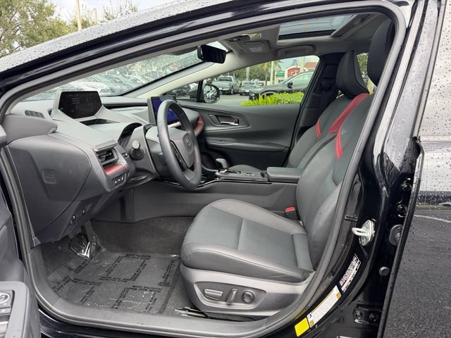 Used 2024 Toyota Prius Prime FWD image 10