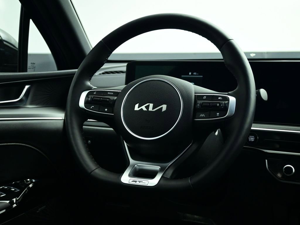 Used 2025 Kia K5 GT-Line w/ GT-Line Premium Package image 39