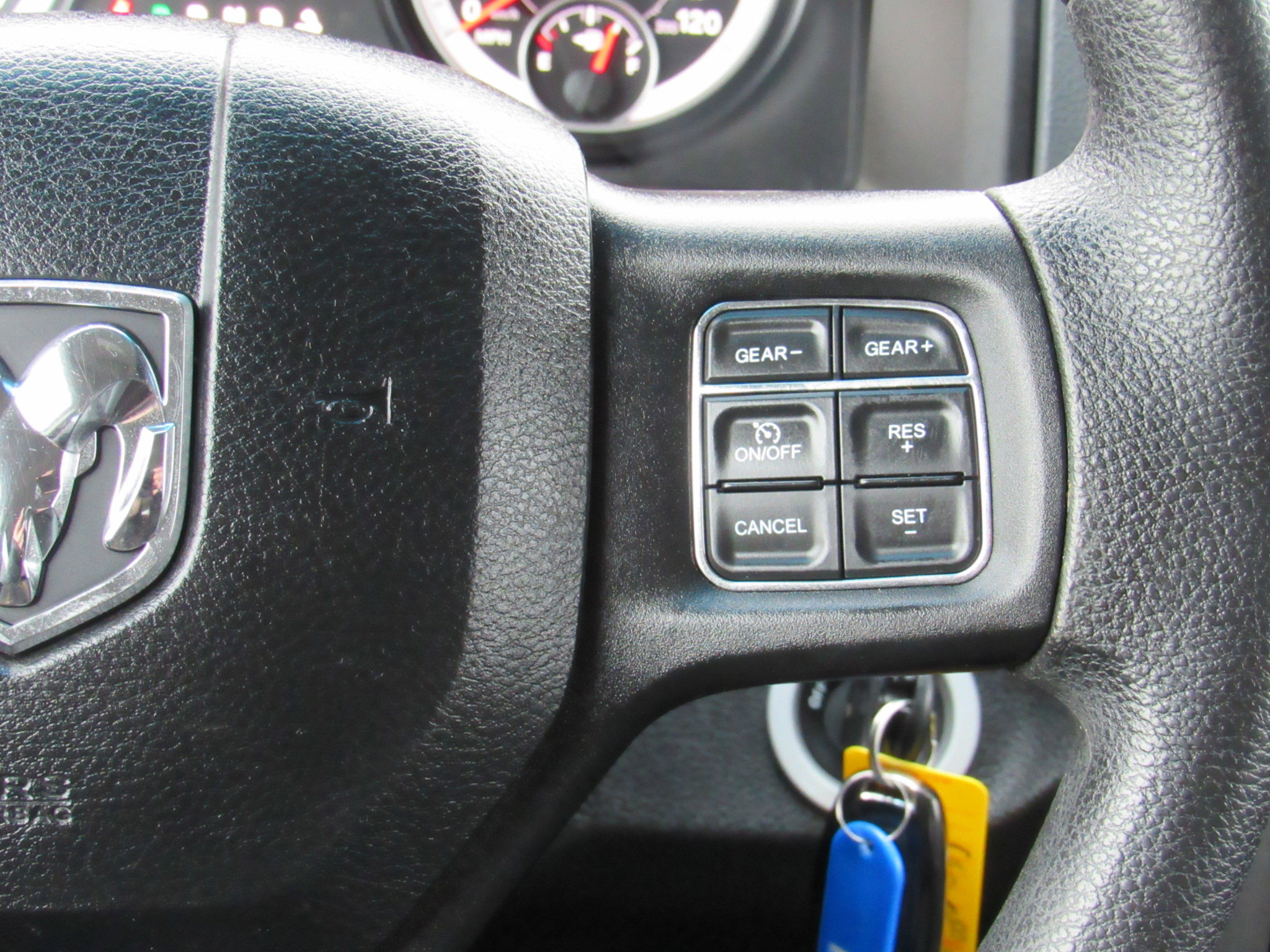 Used 2015 RAM 1500 Express image 21