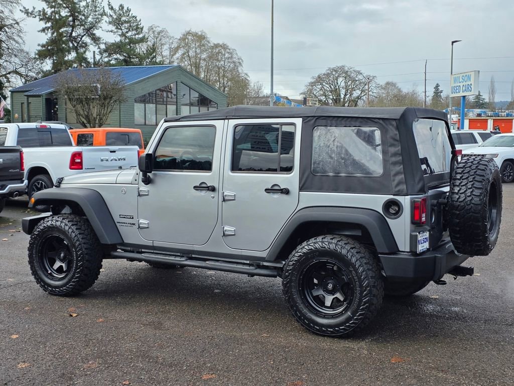 Used 2018 Jeep Wrangler Unlimited Sport w/ Connectivity Group image 30