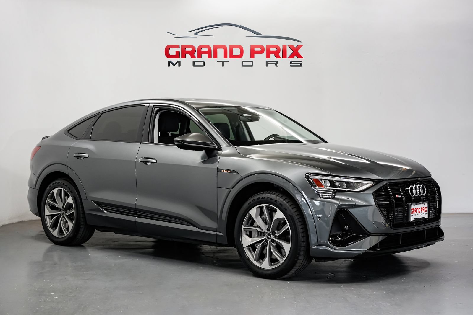 Used 2021 Audi e-tron Premium Plus w/ Premium Plus Package