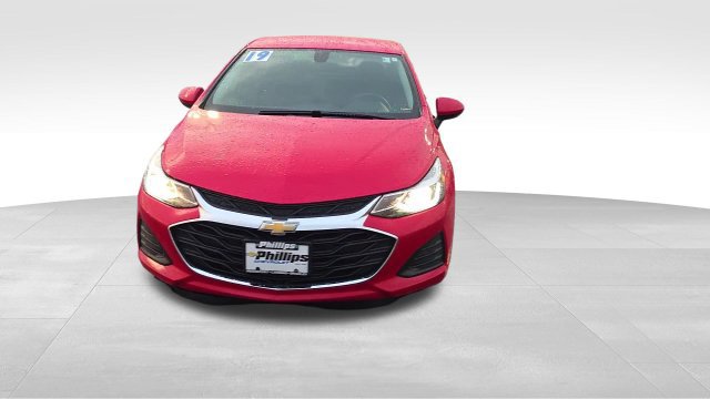 Used 2019 Chevrolet Cruze LT w/ Convenience Package FWD image 19