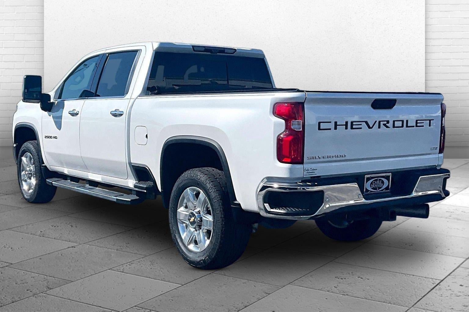 Used 2021 Chevrolet Silverado 2500 LTZ w/ LTZ Premium Package AWD/4WD image 11