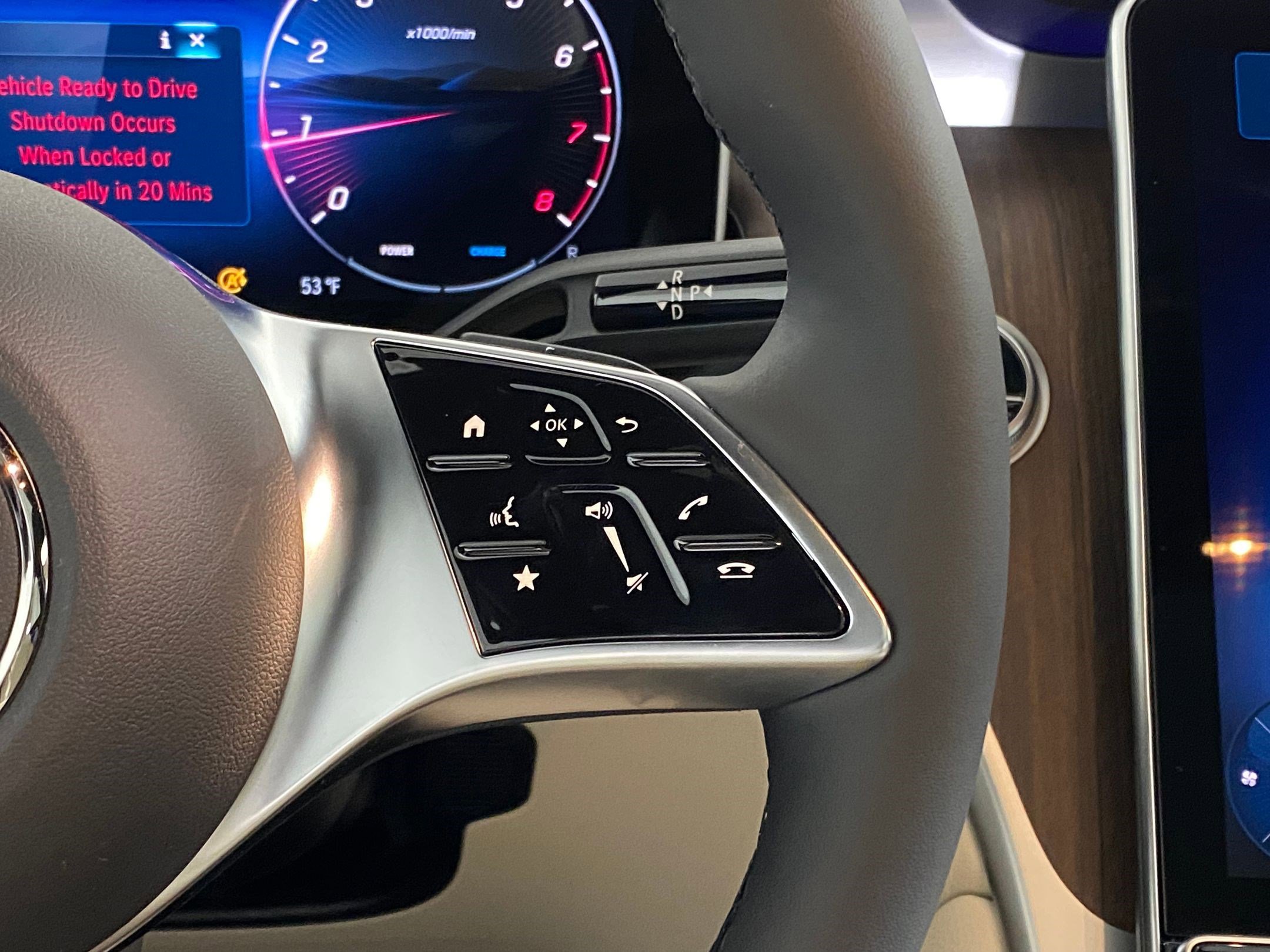 Used 2026 Mercedes-Benz GLC 300 4MATIC image 28