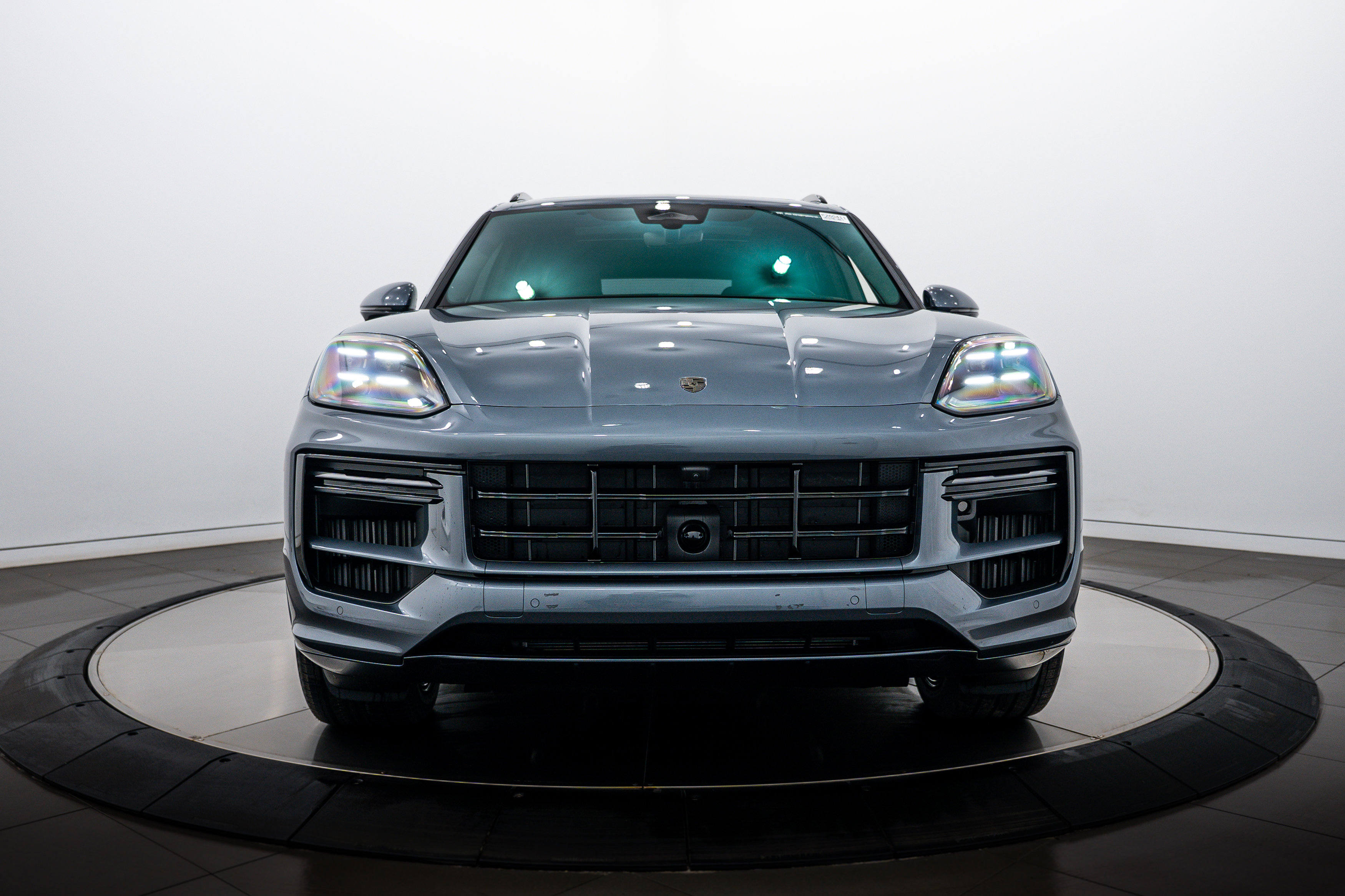 New 2026 Porsche Cayenne Turbo AWD/4WD image 10