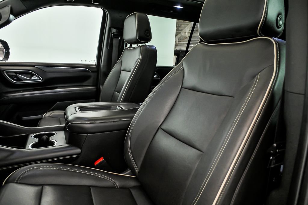 Used 2023 GMC Yukon XL SLT AWD/4WD image 14