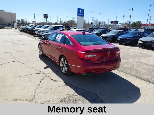 Used 2018 Honda Accord Touring image 7